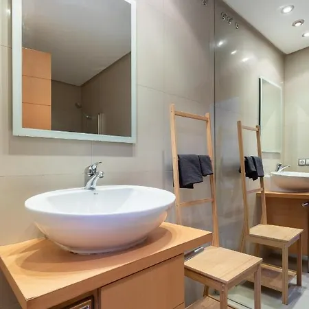 Cozy And Chic Ideal Ocean Views , Heated Pool, Sleep 4 *