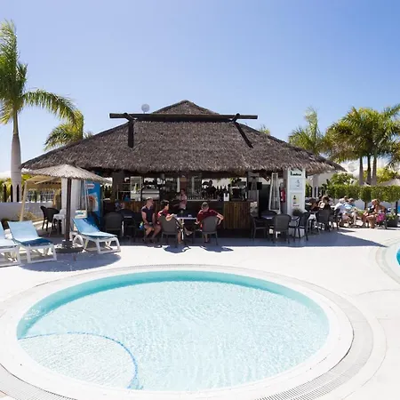 Cozy And Chic Ideal Ocean Views , Heated Pool, Sleep 4 Apartmán