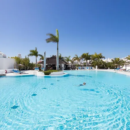 Cozy And Chic Ideal Ocean Views , Heated Pool, Sleep 4 Apartmán