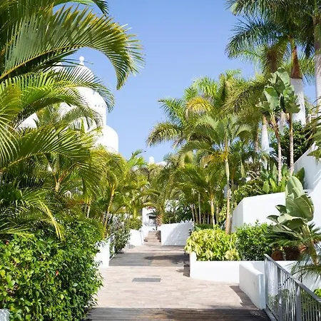 Cozy And Chic Ideal Ocean Views , Heated Pool, Sleep 4 Apartmán Playa Paraiso (Tenerife)