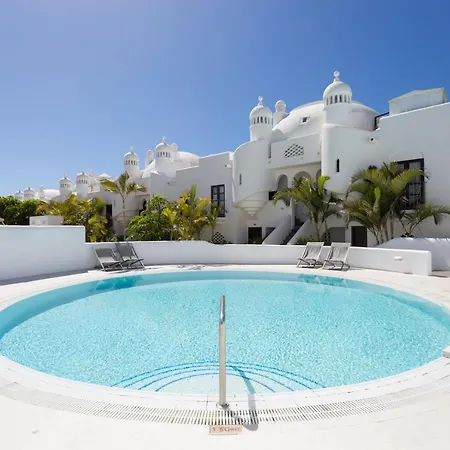 Cozy And Chic Ideal Ocean Views , Heated Pool, Sleep 4